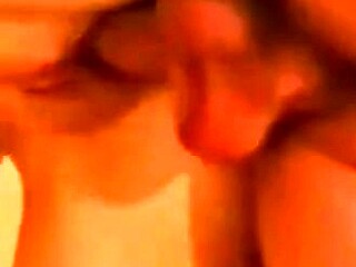 Schneller Fick vor der Dusche - Deutsche Amateur Creampie
