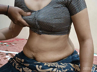 Mistibhabi hard chudai saree pehenkar