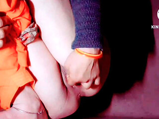 Very Hot Sexy Bhabhi, Amazing Pussy Is Full of Youth Juice