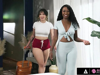 Lesbian Massage Turns Scissoring - Mocha Menage & Tomie Tang Pussy Licking Fun