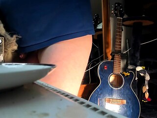 Amateur GF explores soft cock solo play