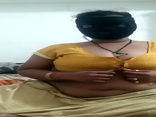 Woman showing body new viral video
