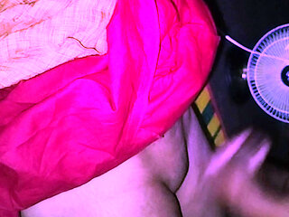 Desi Village Girl Having Sex with Boyfriend for the First Time