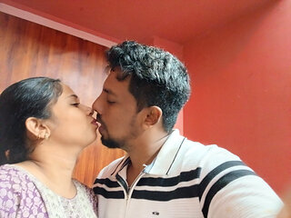 DESI COUPLES EXTREME ROMANCE TEMPTED HIM TO CUM INSIDE HER PUSSY