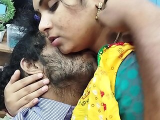 Mallu Hot Girl Half Saree Romance with Lip Lock, Desi Malayali Girl Half Saree Hot Romance with Lip Lock, Mallu Couple Hot Kiss