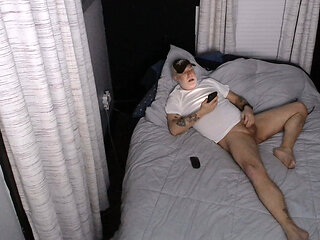 Me who knows whats up