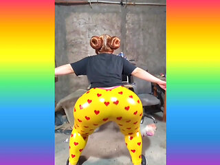 big-assed, bouncing, rich butt 3