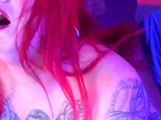 Scarlette Gets Stretched Out