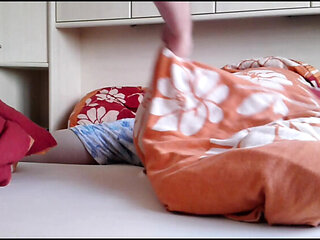 Morning Fuck with German BBW - Amateur Foot Fetish & Big Ass Close-Up