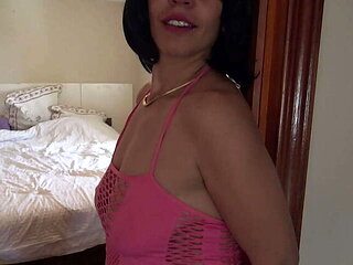 Mature escort Machine lets a virgin boy have sex with her for free