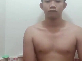 Hot Pinoy Twink Masturbation Under the Shower