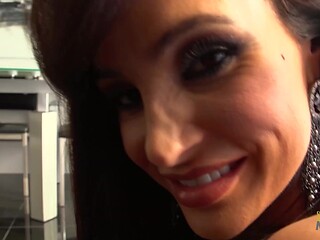 Lisa Ann is kissing her best partner Manuel Ferrare and making spunk pies