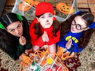 Jade and Bella's medium size tits video