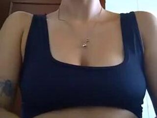 Booty and big natural boobs babe webcaming at home: Big Tits, Amateur  Solo Porn