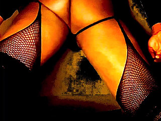 Black Sissy Ball Drainer 6