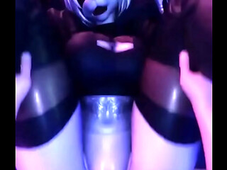 yorha-2b-legs-up-pov