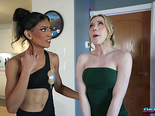 &quot_Bath Tub Secrets. Chanel Chance and Alaina Taylor &quot_