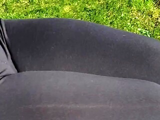 Brunette milf shows off her yoga pants body in a home workout