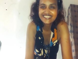 Lonely Slut Mrs. Perera Was A Seductress