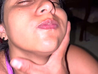 Tragate toda la leche ! No derrames ni una gota ! Me saco toda la leche