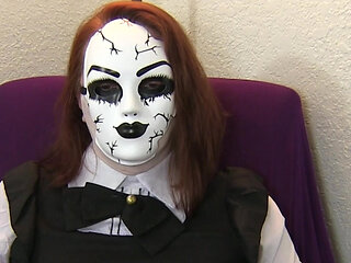 The Discount Fembot Robot