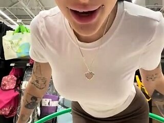 Melissa_crazy pussy and boobs in public