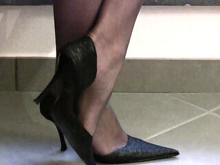 Showing off New Black Decollet