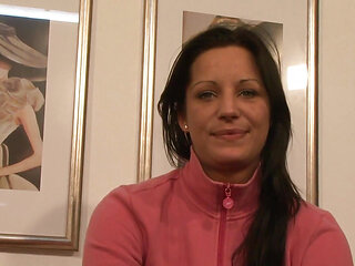 Milf with shaved pussy enjoys alone while being filmed - 3