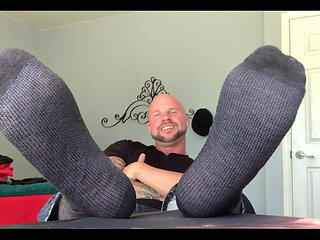 why Are My Feet so Ticklish in Dress Socks?