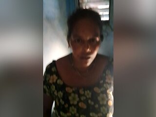 Train Toilet Tamil Bhabhi Tamil Housewife Cowgirl Jennifer Fuck Very Hard