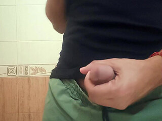 Early morning I did mastrubation got so much fresh milk