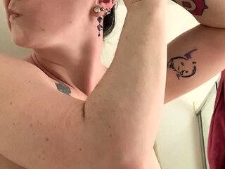 Love Chat Big Boobs Brunette Masturbating For Cam