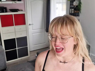 Trying Sybian for the First Time - Saddle up Challenges