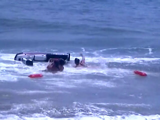 Double hot MILFs for deep pleasure of old pig