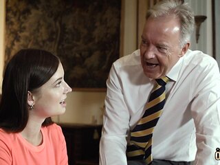 Tayylor Crystall Shines in Sweet Homemade Teen Charm