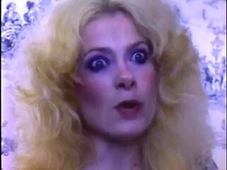 Veronica H gone blonde ft. Veronica Hart: Blowjob, Cowgirl  Hardcore Porn