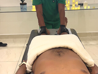 Leyne Rodriguez: Hot Latina in Massage Uniform Gives an Intense Oiled Session