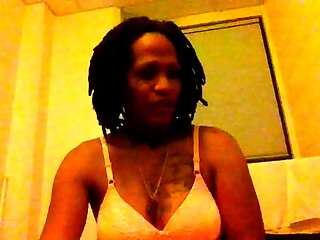 Honeyjas late night