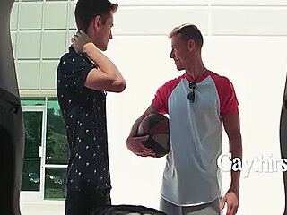 Trevor Harris - Star Athlete Comes Out To Nerd 6 Min