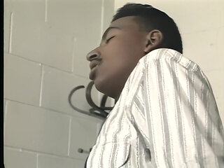 A Paradise Between the Legs