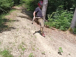 In Sight of the Road Rough Fap with Cumshot on Belly
