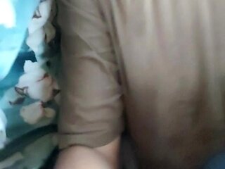 She Lovess to Give Me Handjob on Bus
