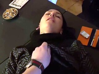 Olivia Ryder Blonde Blowjob Brunette Car Handjob