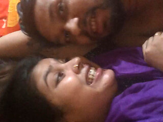Horny Muslim Wife Seduces Her Husband in Real Desi Home Video DesicoupleBd