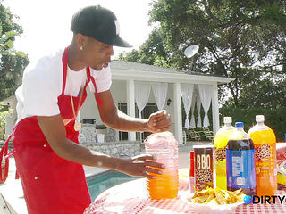 Cookout becomes wild ebony orgy