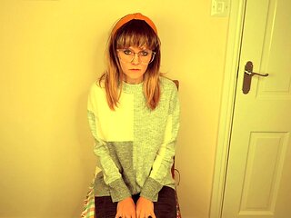 blonde teen pregnant girl has her pussy masturbated