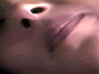 s&uuml;ndige Neugier &uuml;berschreitet jede Grenze in einer