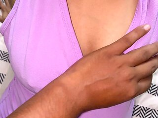 INDIAN SEX WITH AN EX-BOYFRIEND IN OYO ROOM HE WAS HARDCORE FUCKED ME FULL HINDI VOICE