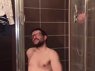 Jerking off a Cock in the Shower