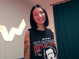 Step-sister seduces step-brother in hot POV scene